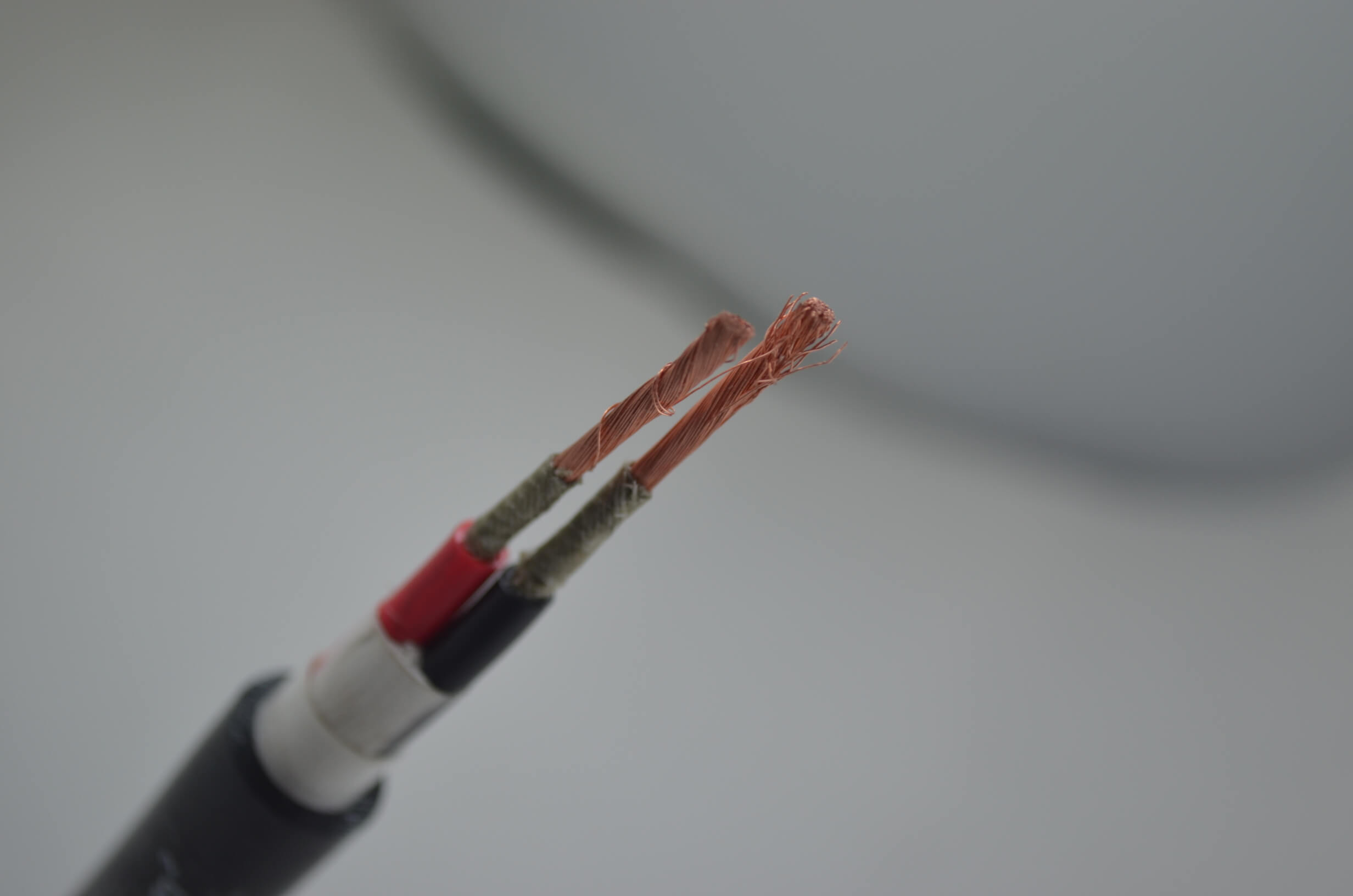 Cable flexible de 300/500 V, 2 núcleos, 1 mm, con aislamiento de PVC, cubierta de PVC, cable de baja tensión de 18 AWG